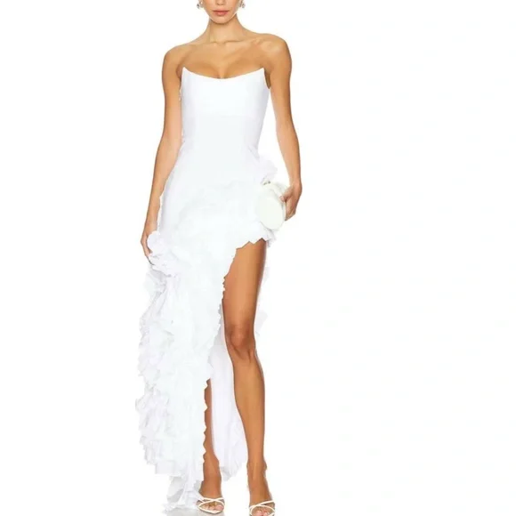 NEW NBD Revolve Arabella Gown Maxi Dress XSmall White Maxi NEW NBD Revolve Arabella Gown Maxi Dress XSmall White Maxi
